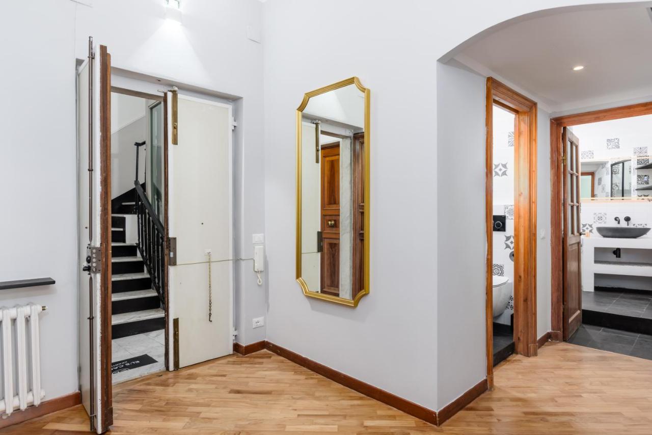 Esclusivo 130 Mq + Terrazzo Via San Vincenzo Apartment Genoa Luaran gambar